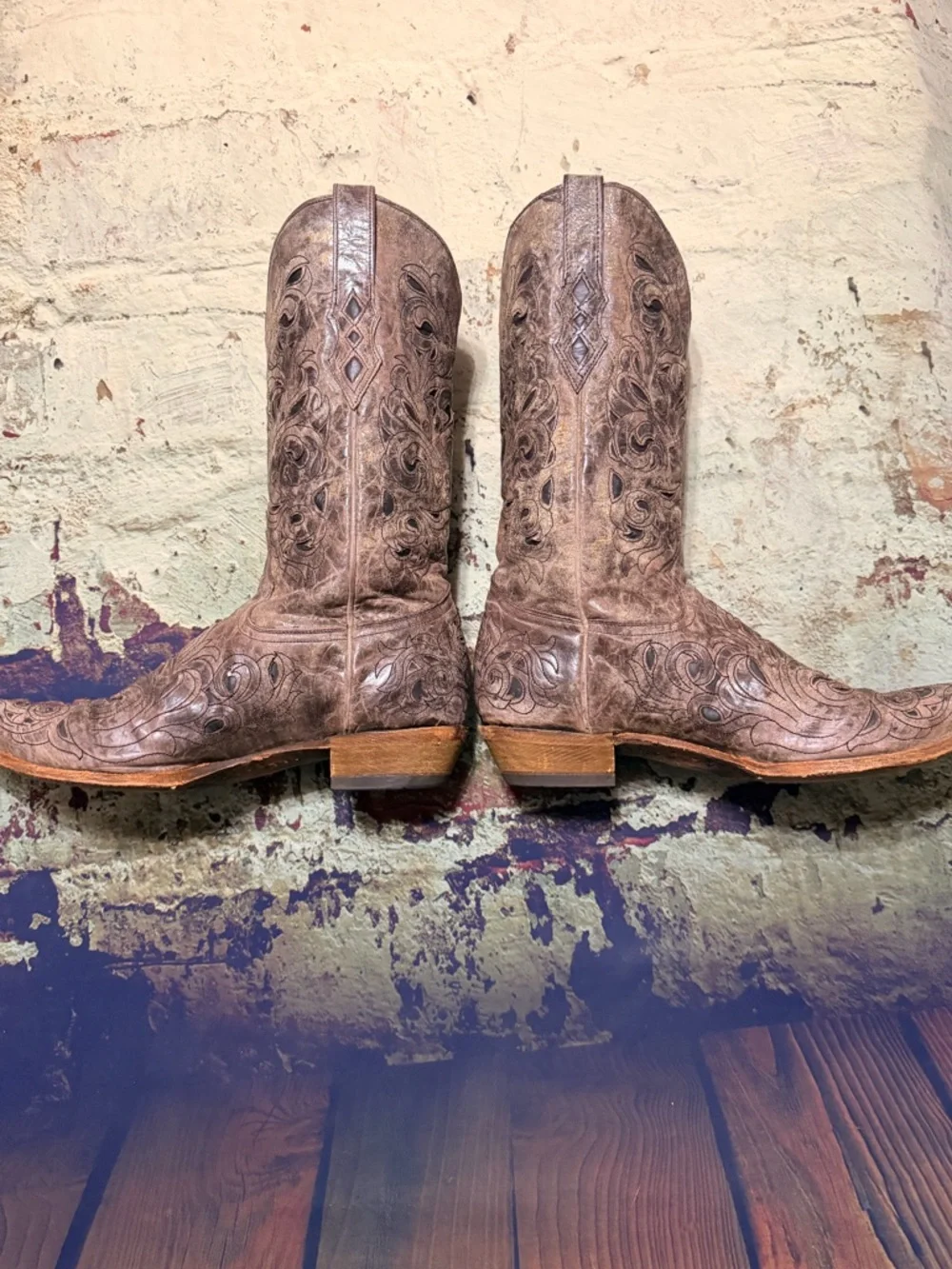 Size 14  “Rare” Corral Vintage Tan Brown Leather Inlay Boots